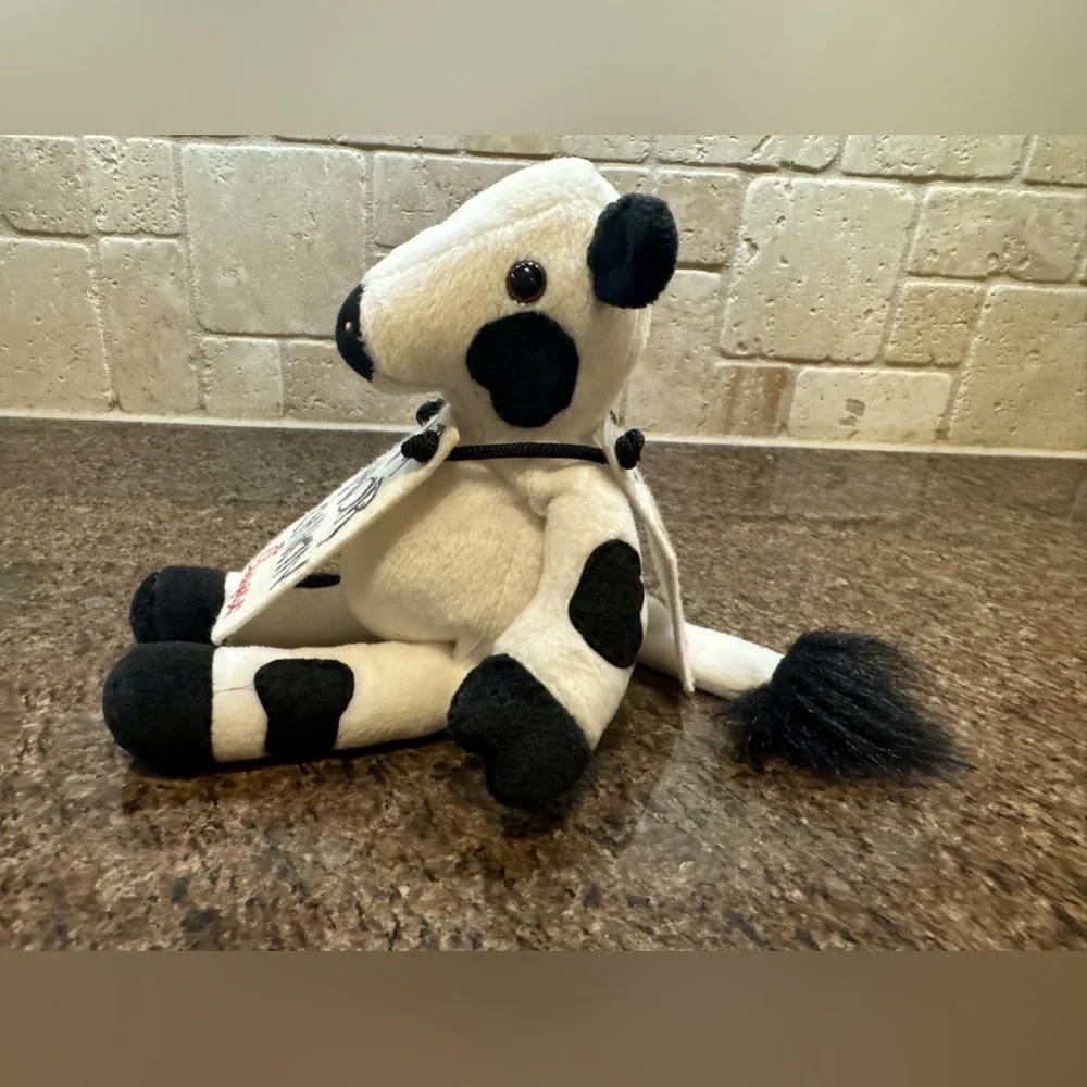 Chick-fil- A Mini Plush Stuffed Animal Eat Mor Chikin Eat More Chicken Caw